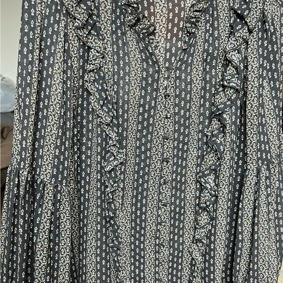 Paige sheer blouse size M - Picture 2 of 5